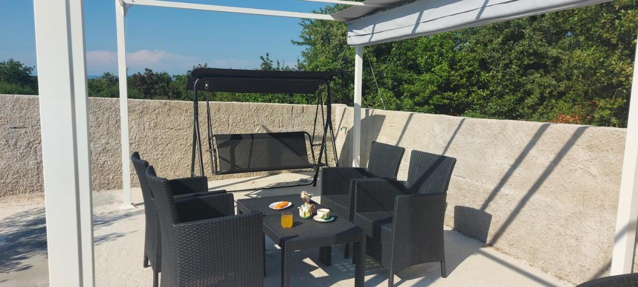 Ližnjan Apartment Silvija מראה חיצוני תמונה